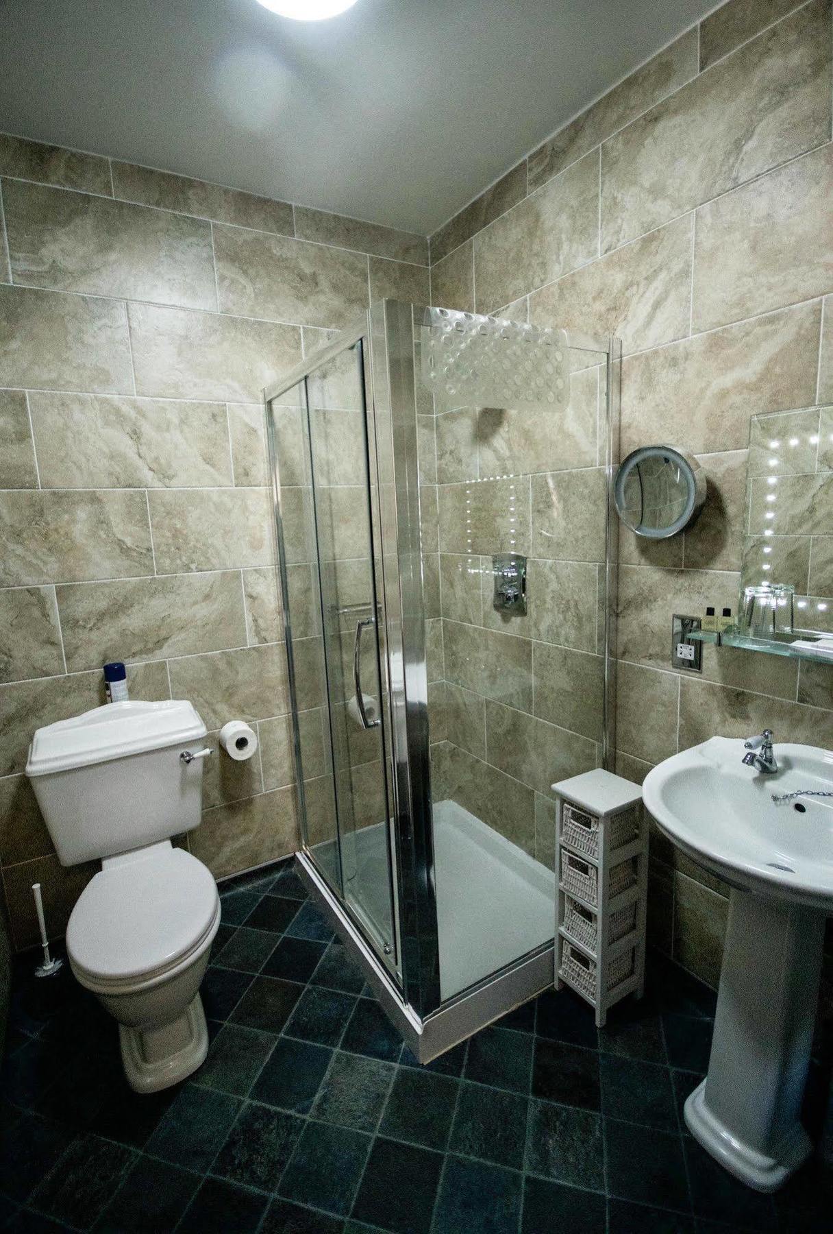 Ty Dre Town House Hotel 4*
